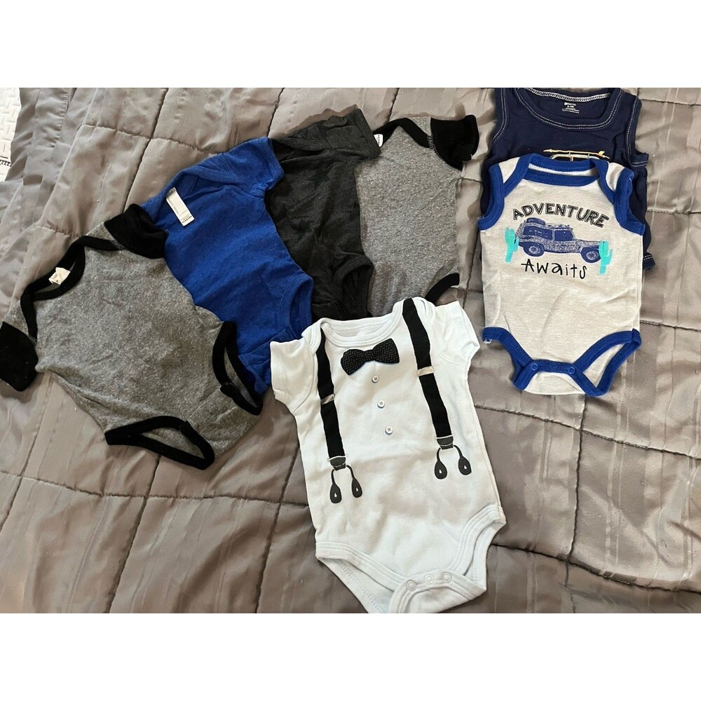 Lot Of 7 Baby Short Sleeve Bodysuits Size Newborn 0-3 Months